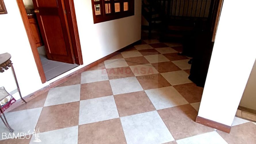 Casa de 4 alcobas en venta en Monteazul, Sabaneta, 300 m² · foto 8 de 24