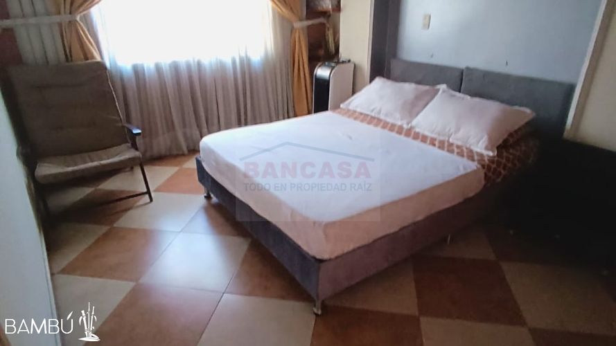 Casa de 4 alcobas en venta en Monteazul, Sabaneta, 300 m² · foto 16 de 24