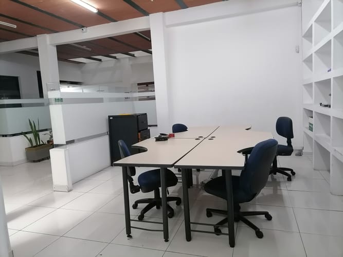 Edificio en venta en Versalles, Cali, 659 m² · foto 13 de 24