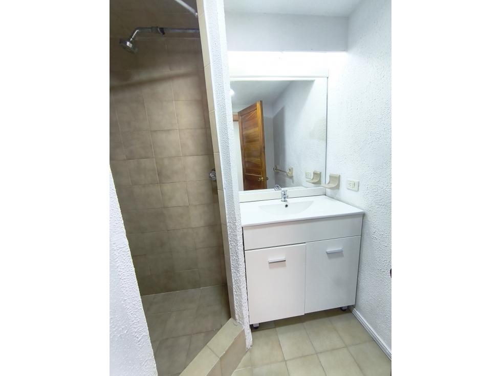 Apartamento en venta en Cedritos, Bogotá · foto 17 de 24