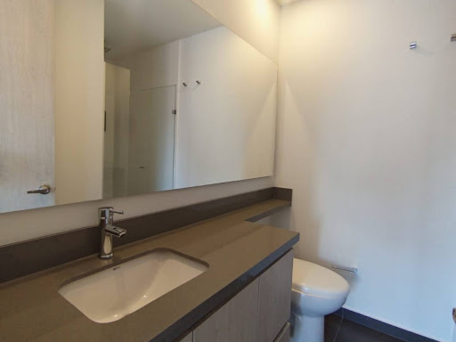 Apartamento en arriendo en Las Lomas No.1, Medellín · foto 14 de 17