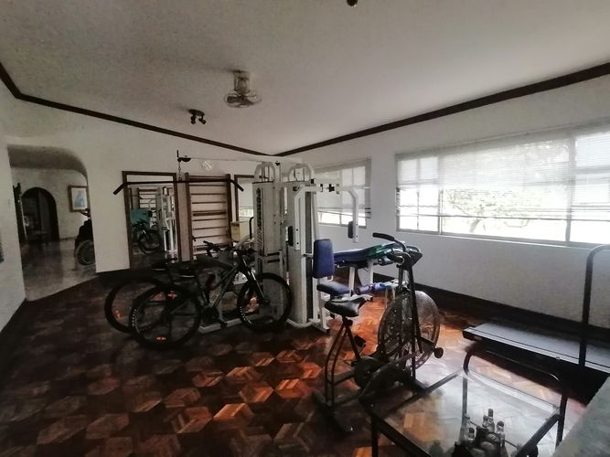 Casa de 7 alcobas en venta en Pance, Cali · foto 7 de 24