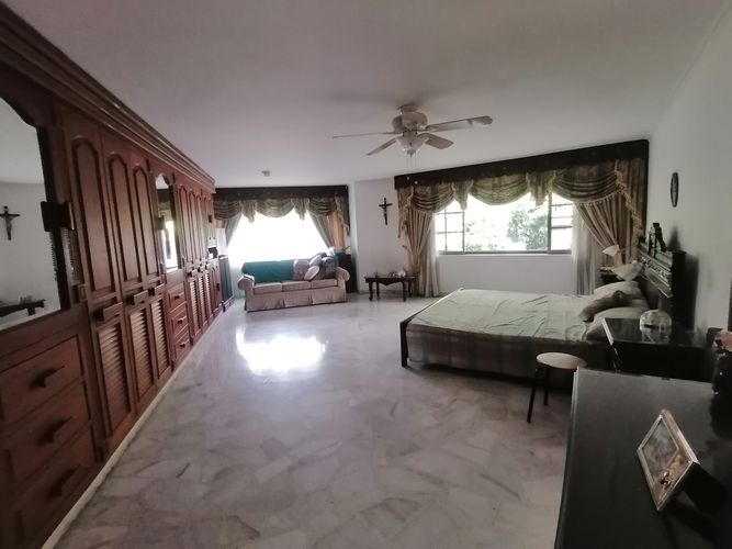 Casa de 7 alcobas en venta en Pance, Cali · foto 20 de 24