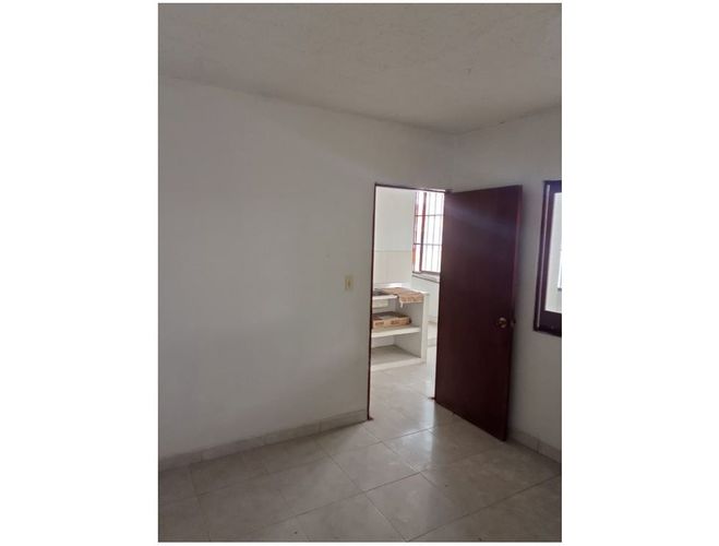 Casa de 7 alcobas en venta en Guayaquil, Cali, 240 m² · foto 5 de 16