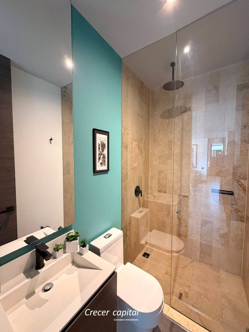 Apartamento en venta en El Poblado, Medellín · foto 17 de 18