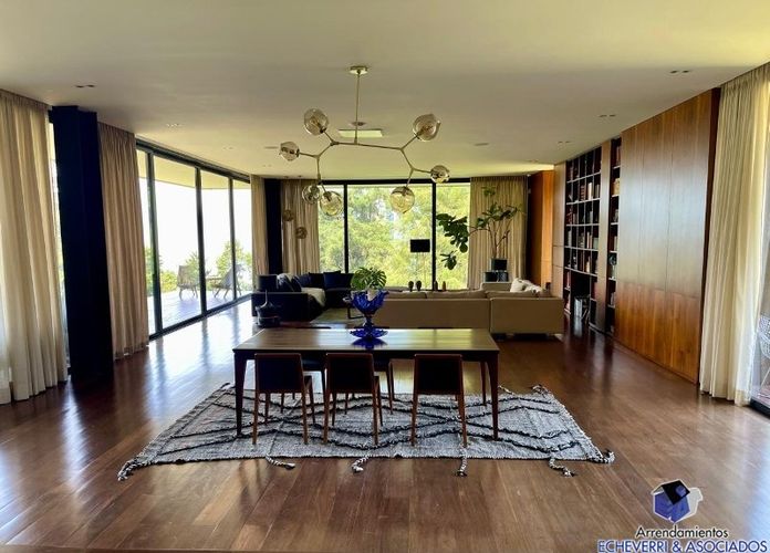 Casa de 4 alcobas en venta en Los Balsos, Medellín, 890 m² · foto 11 de 21