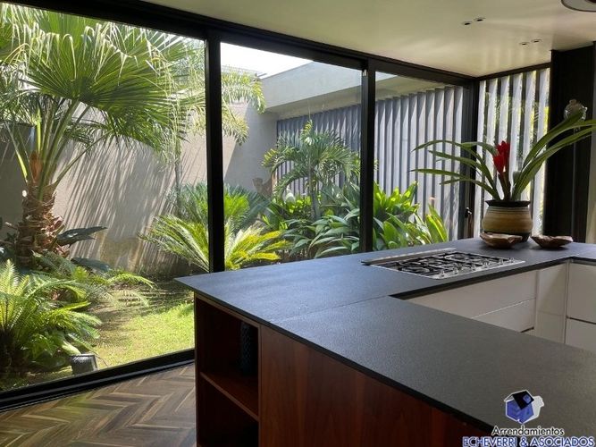 Casa de 4 alcobas en venta en Los Balsos, Medellín, 890 m² · foto 15 de 21