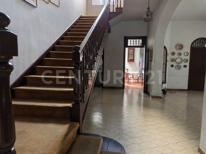 Casa de 6 alcobas en venta en Granada, Cali, 450 m² · foto 4 de 8