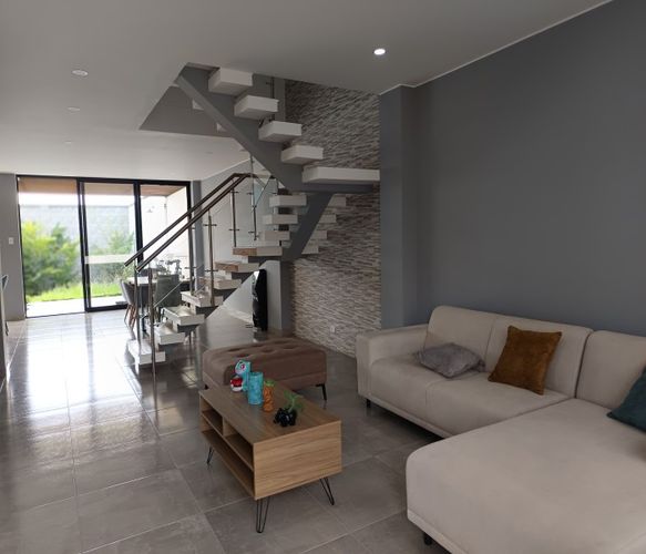 Casa de 6 alcobas en venta en Las Mercedes, Jamundí, 322 m² · foto 3 de 17