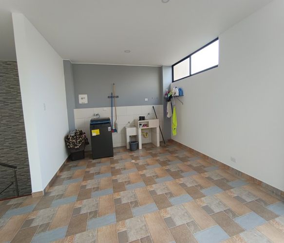 Casa de 6 alcobas en venta en Las Mercedes, Jamundí, 322 m² · foto 16 de 17