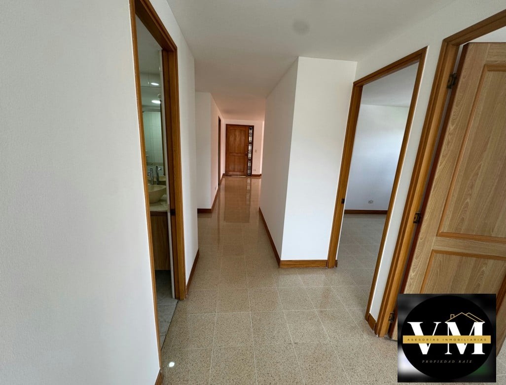 Apartamento en venta en Zuñiga, Envigado · foto 5 de 13