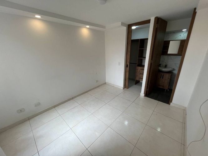 Apartamento de 3 alcobas en arriendo en La Prosperidad, Madrid, 64 m² · foto 21 de 24