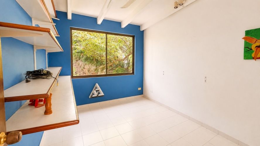 Casa de 5 alcobas en venta en Arboledas, Cali, 323 m² · foto 11 de 19