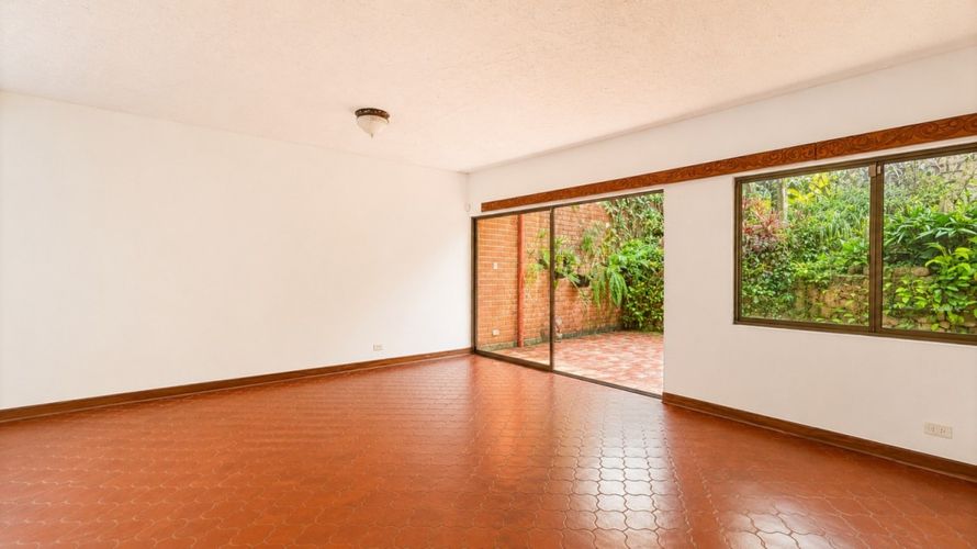 Casa de 5 alcobas en venta en Arboledas, Cali, 323 m² · foto 16 de 19