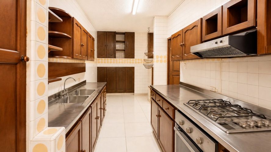 Casa de 5 alcobas en venta en Arboledas, Cali, 323 m² · foto 18 de 19
