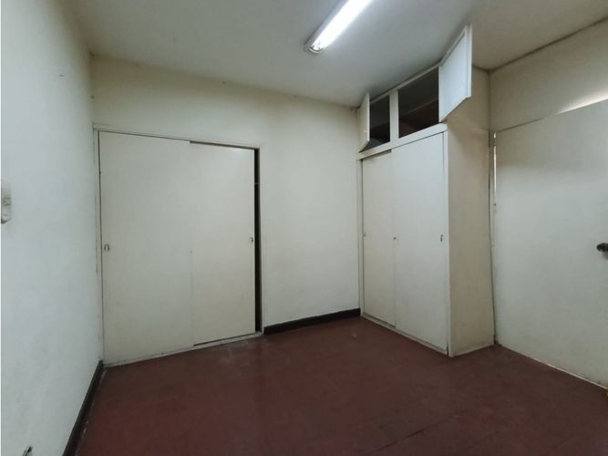 Casa de 10 alcobas en venta en El Salvador, Medellín, 264 m² · foto 9 de 11