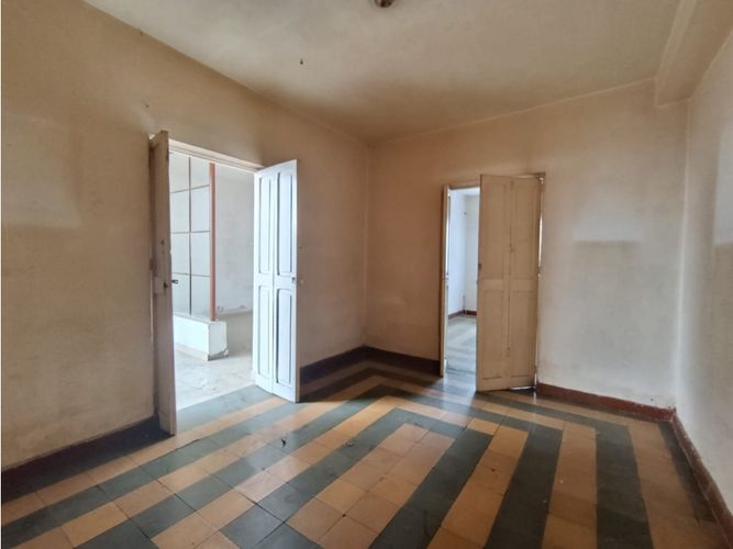 Casa de 10 alcobas en venta en El Salvador, Medellín, 264 m² · foto 10 de 11