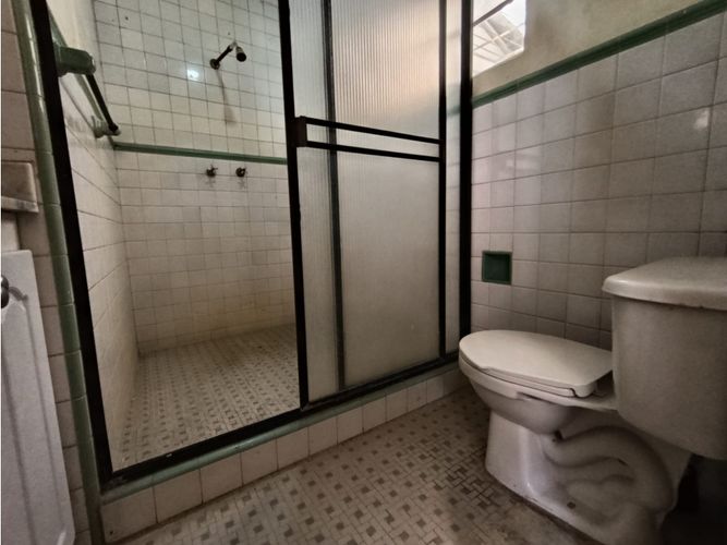 Casa de 10 alcobas en venta en El Salvador, Medellín, 264 m² · foto 11 de 11