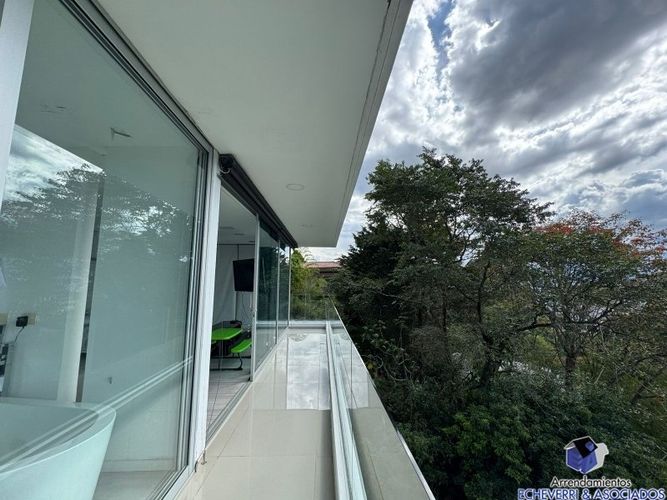 Casa de 4 alcobas en venta en Los Balsos, Medellín, 780 m² · foto 12 de 19