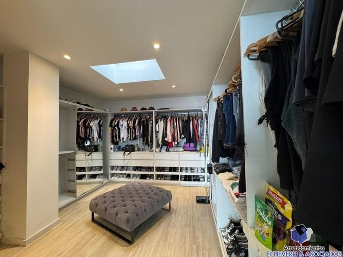 Casa de 4 alcobas en venta en Los Balsos, Medellín, 780 m² · foto 18 de 19