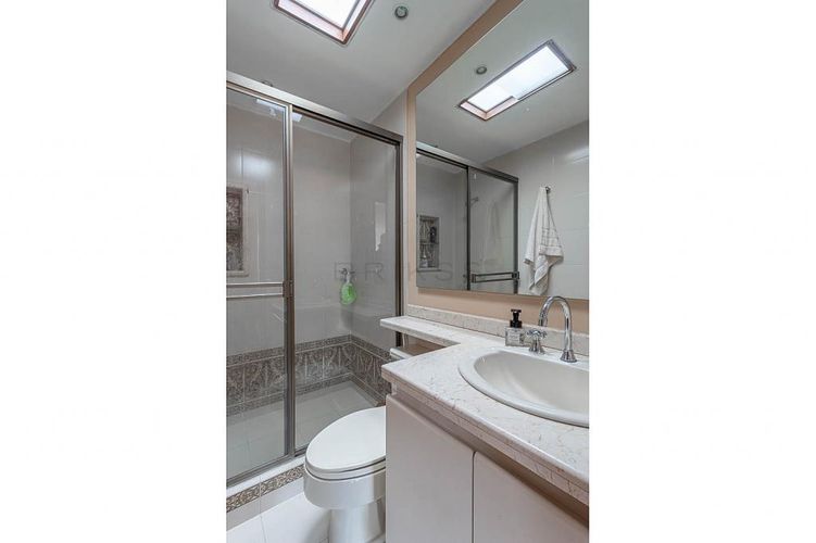 Apartamento en venta en Santa Barbara Central, Bogotá · foto 12 de 14