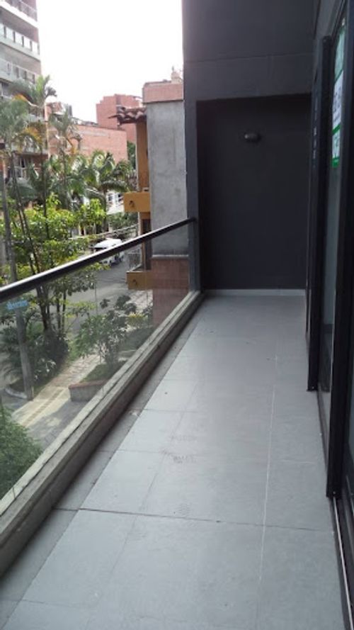 Apartamento de 3 alcobas en arriendo en Laureles, Medellín, 90 m² · foto 4 de 24
