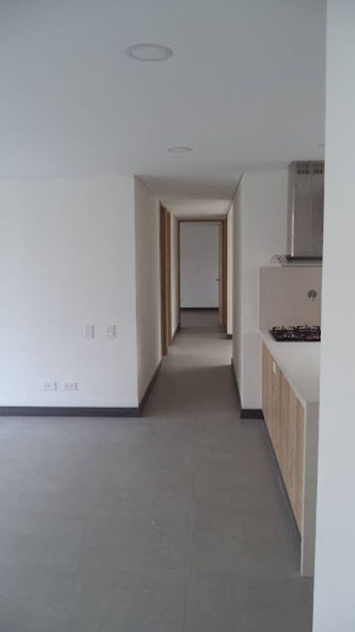 Apartamento de 3 alcobas en arriendo en Laureles, Medellín, 90 m² · foto 10 de 24