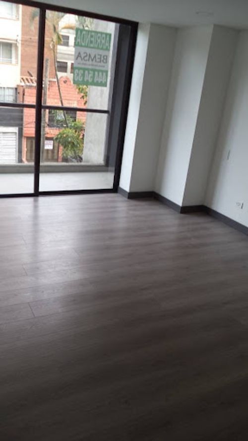 Apartamento de 3 alcobas en arriendo en Laureles, Medellín, 90 m² · foto 21 de 24