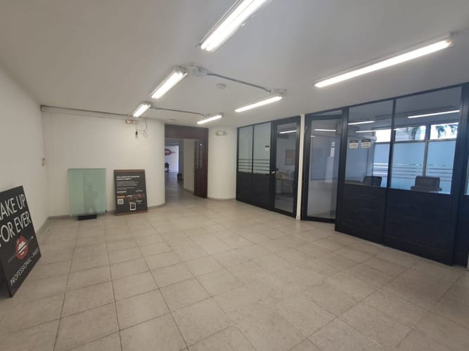Oficina en arriendo en Villa Nueva, Medellín, 700 m² · foto 8 de 12
