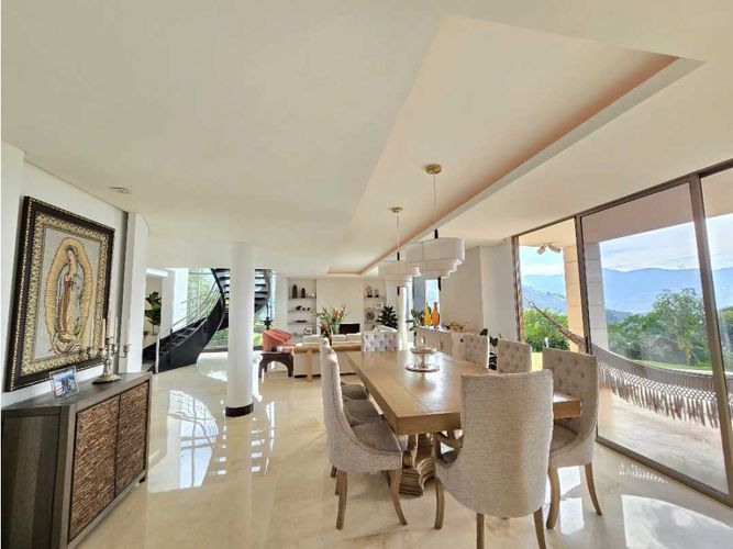 Casa de 4 alcobas en venta en Loma Del Escobero, Envigado, 606 m² · foto 9 de 24