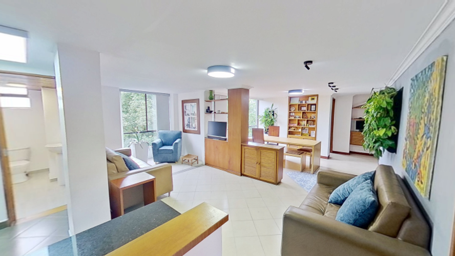 Apartamento de 4 alcobas en venta en El Poblado, Medellín, 102 m² · foto 4 de 24