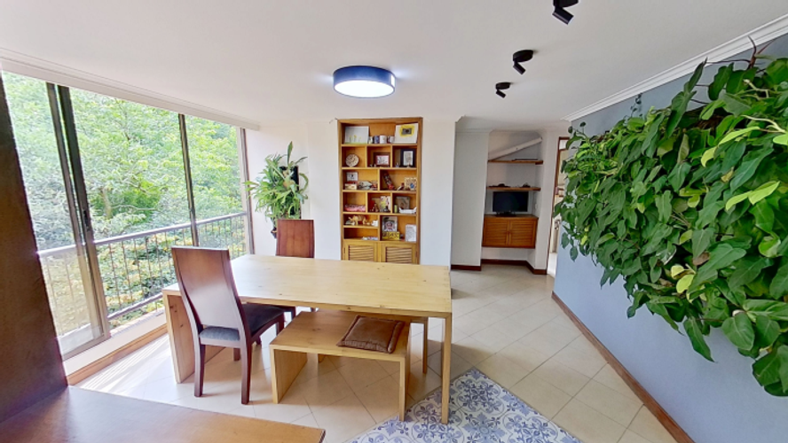 Apartamento de 4 alcobas en venta en El Poblado, Medellín, 102 m² · foto 7 de 24