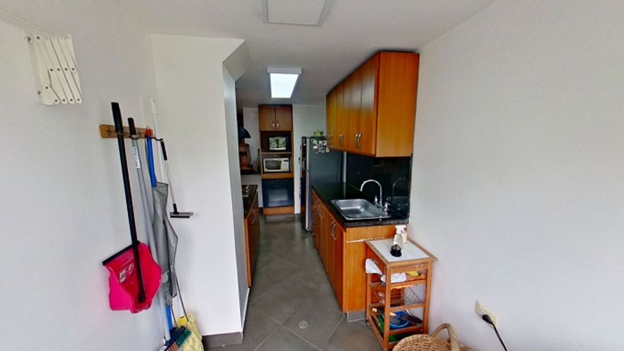 Apartamento de 4 alcobas en venta en El Poblado, Medellín, 102 m² · foto 11 de 24