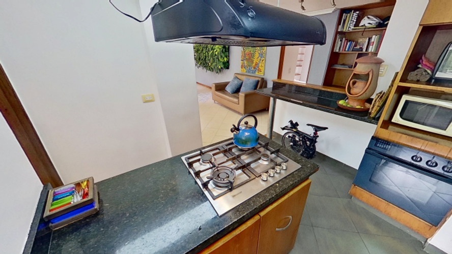 Apartamento de 4 alcobas en venta en El Poblado, Medellín, 102 m² · foto 15 de 24