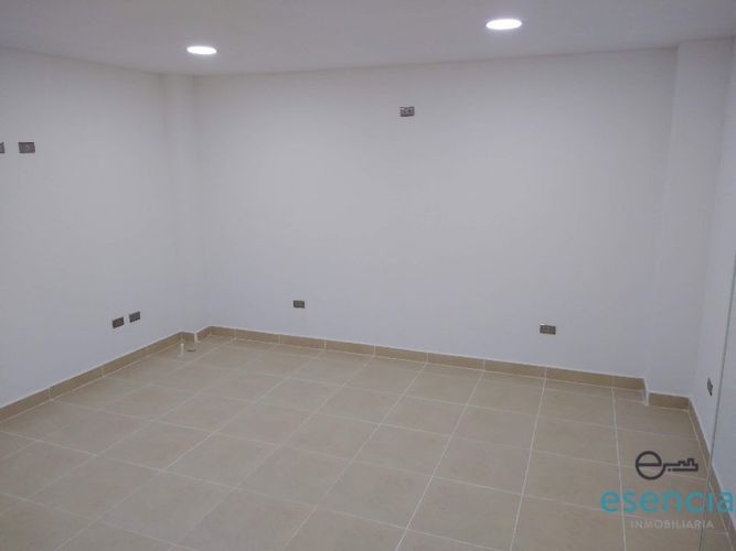 Bodega en arriendo en Colon, Medellín, 135 m² · foto 6 de 10