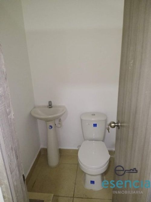 Bodega en arriendo en Colon, Medellín, 135 m² · foto 9 de 10