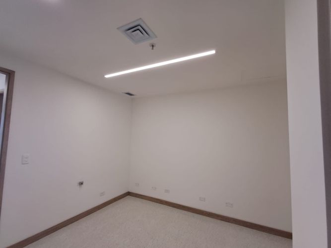 Consultorio en arriendo en Ciudad Del Río, Medellín, 38 m² · foto 10 de 11