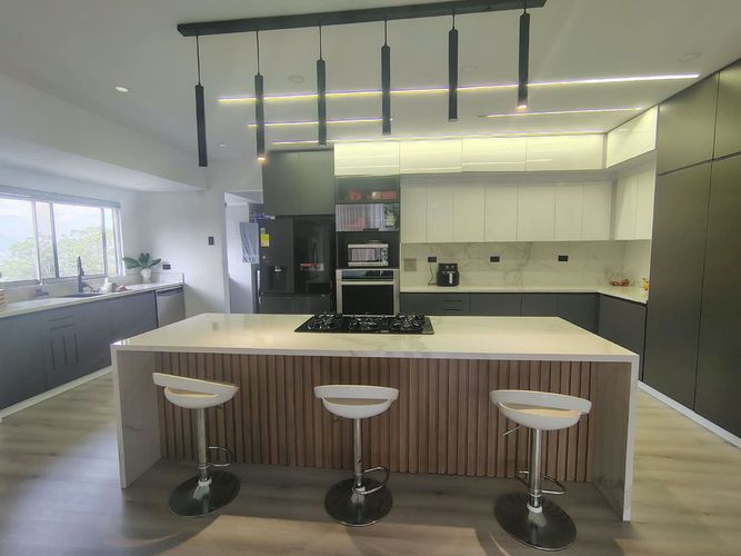 Apartamento de 4 alcobas en venta en El Poblado, Medellín, 235 m² · foto 7 de 20
