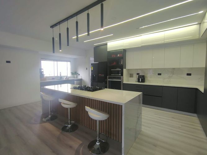 Apartamento de 4 alcobas en venta en El Poblado, Medellín, 235 m² · foto 9 de 20