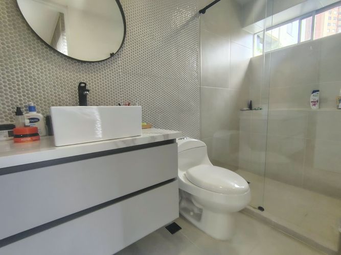 Apartamento de 4 alcobas en venta en El Poblado, Medellín, 235 m² · foto 19 de 20