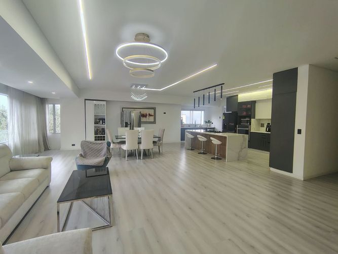 Apartamento de 4 alcobas en venta en El Poblado, Medellín, 235 m² · foto 4 de 20