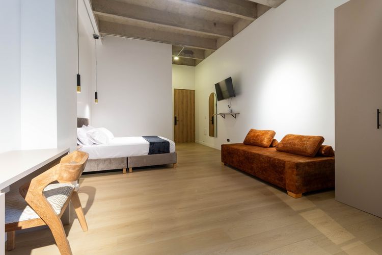 Edificio en venta en Laureles, Medellín, 840 m² · foto 14 de 19