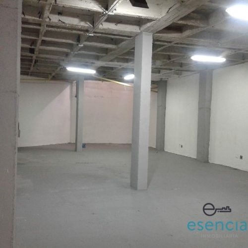 Bodega en arriendo en Belén, Medellín, 355 m² · foto 5 de 8