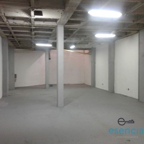 Bodega en arriendo en Belén, Medellín, 355 m² · foto 6 de 8