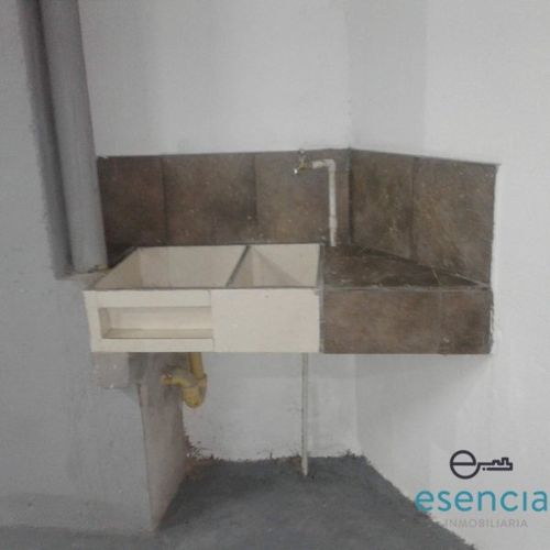 Bodega en arriendo en Belén, Medellín, 355 m² · foto 7 de 8