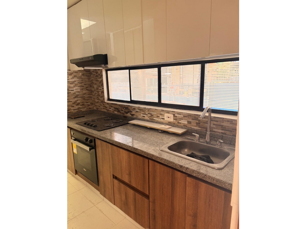Casa en venta en La Villa, Pereira · foto 2 de 17