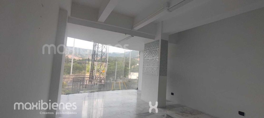 Local en arriendo en Conquistadores, Medellín, 52 m² · foto 2 de 8