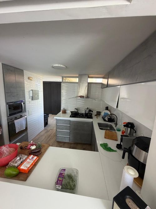 Apartamento de 4 alcobas en venta en Provenza, Bucaramanga, 205 m² · foto 7 de 24