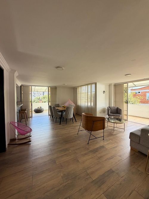 Apartamento de 4 alcobas en venta en Provenza, Bucaramanga, 205 m² · foto 2 de 24