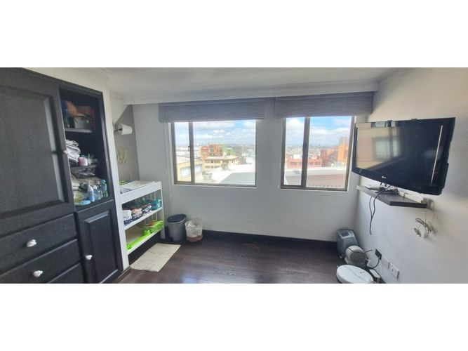 Apartamento de 4 alcobas en venta en Chapinero Alto, Bogotá, 223 m² · foto 21 de 22